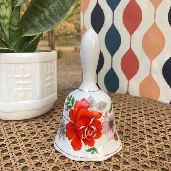 Porcelain Red Rose Floral Bell w/Gold Accents Vintage - Picture 3 of 13